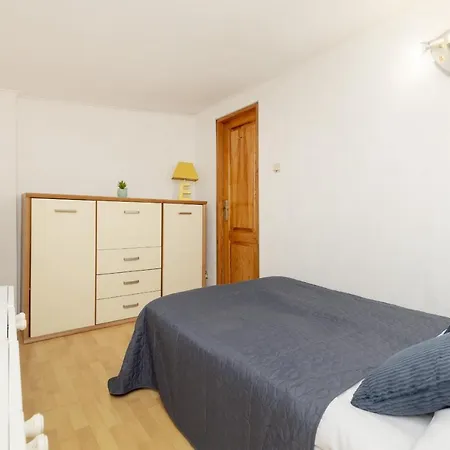 Sienna With Ac In The Center Of By Renters דירה ורשה