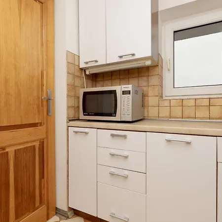 Sienna With Ac In The Center Of By Renters